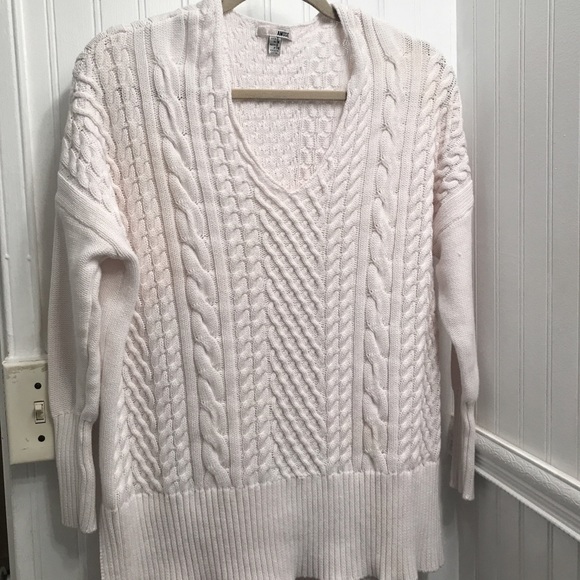 Amuse Society Lauren Sweater. Size Small - Picture 5 of 6